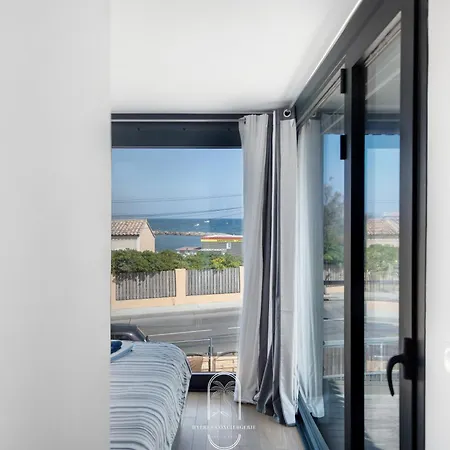 Le Triplex 360 Roof Vue Clim Wifi Parking By Hc Apartamento Hyères